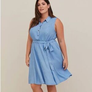 Torrid Light Blue Chambray Sleeveless Midi Dress Size 1